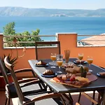Apartament Cozy With Sea View