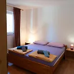 Cozy With Sea View Apartament *