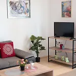 Apartament Cozy With Sea View *