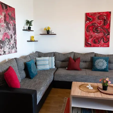 Cozy With Sea View Apartament Novi Vinodolski